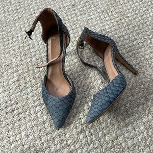Joie Gillian ankle strap pump blue heels pointed toe size 36.5